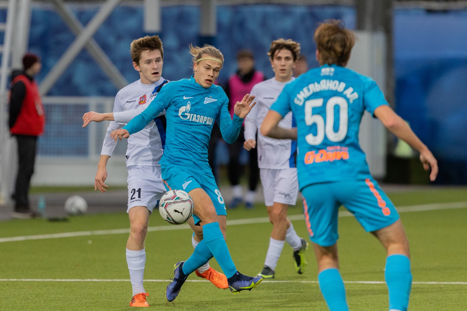 Молодежная футбольная лига россии